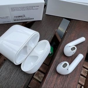 Authentic Apple AirPods, 1st generation, low battery